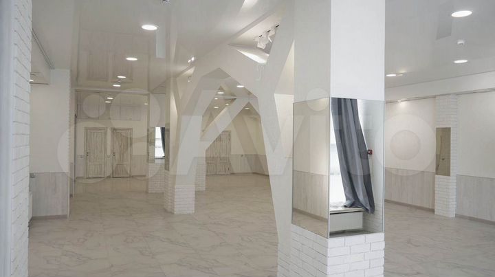 Свободного назначения, 180.8 м²