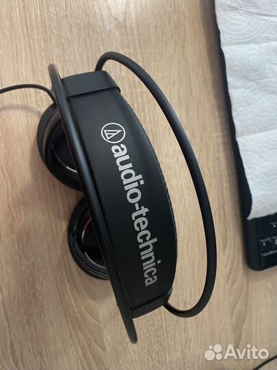 Наушники Audio-Technica ATH-AVC500