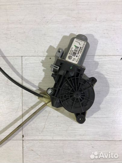 Стеклоподъёмник задний левый volkswagen polo 5 1.6