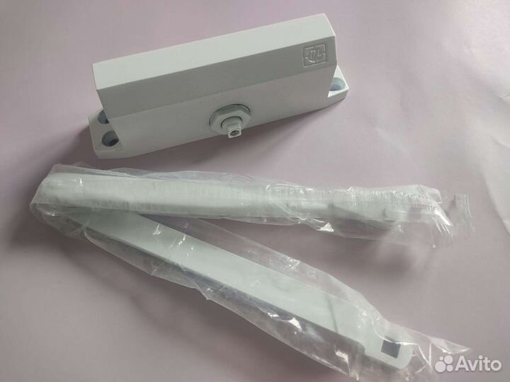 Доводчик дверной морозостойкий Doorlock dl77