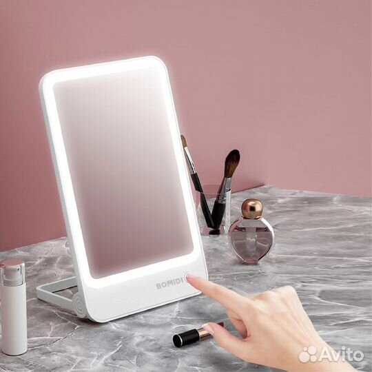 Зеркало для макияжа с подсветкой Bomidi R1