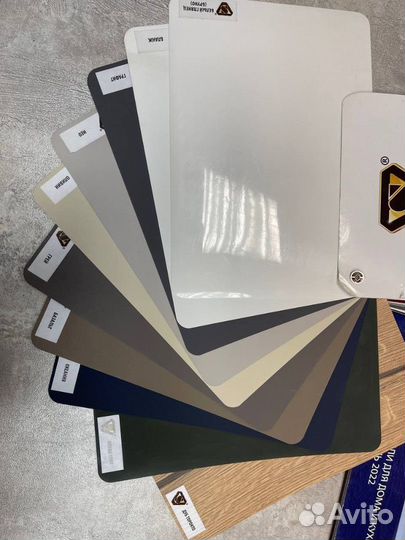 Кухня в потолок