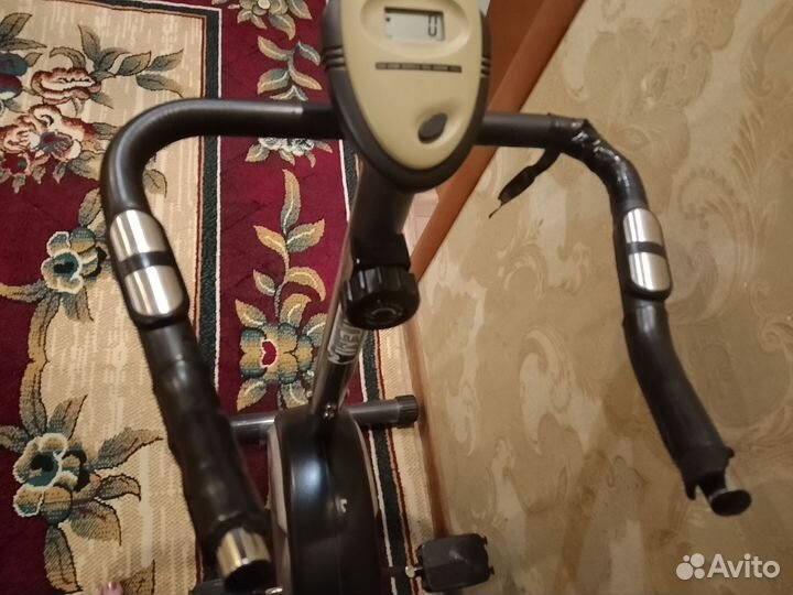 Велотренажер atemi