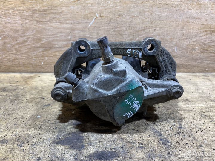 Суппорт передний левый Mercedes W211 S128