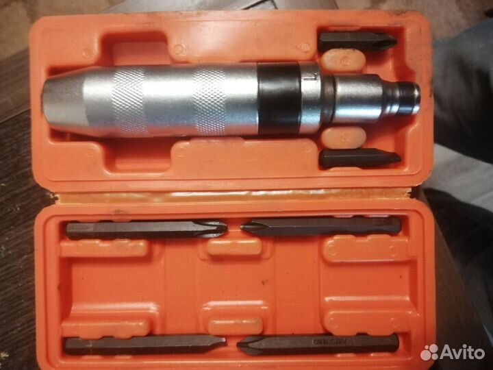 Ударная отвертка