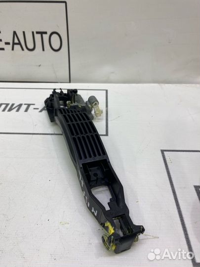 Ручка двери ответная часть задняя левая Mazda 6 GJ