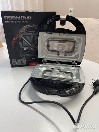 Мультипекарь Redmond RMB-634/3