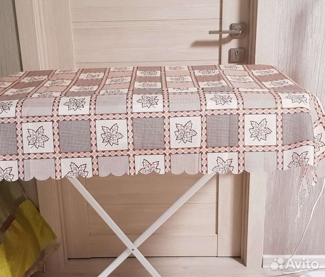 Новая Скатерть тефлоновая 120х160,см