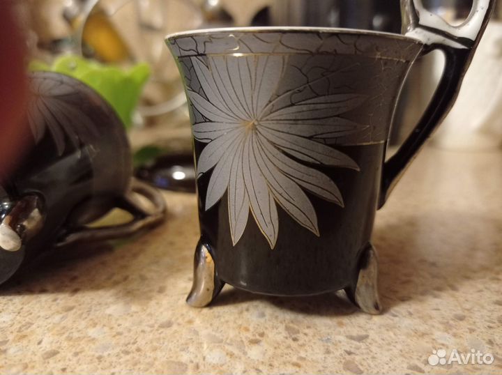 Чашечки для кофе меняю на корм для кошек