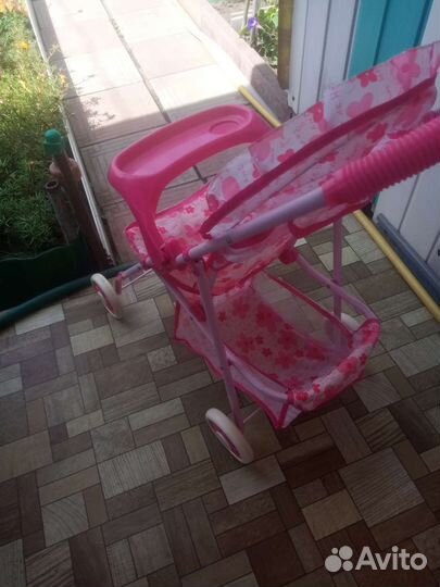 Коляска кукольная