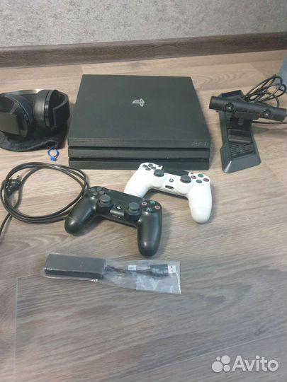 Sony playstation 4 PS4 pro