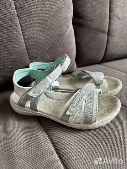 Босоножки для девочки