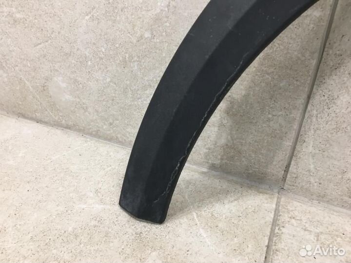 Накладка переднего крыла левого Volvo XC90 C 79 20