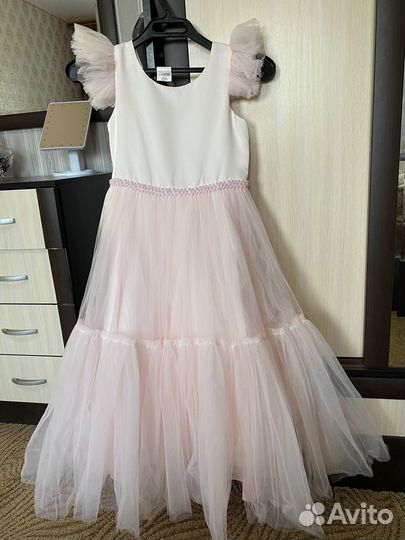 Платье праздничное 134