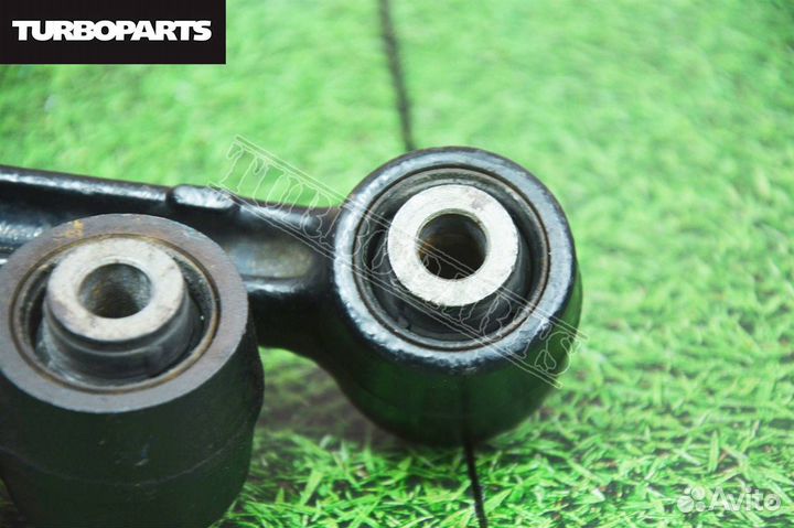 Рычаги нижние передние Honda Inspire UA4 F20B2