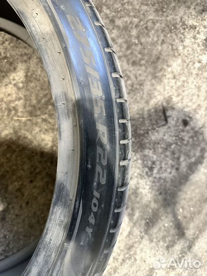 Pirelli P Zero 275/35 R22 и 315/30 R22