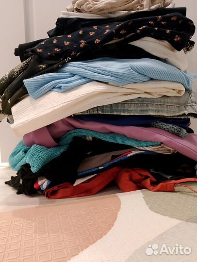 Мешок вещей 42-44 и 48 бу на девушку
