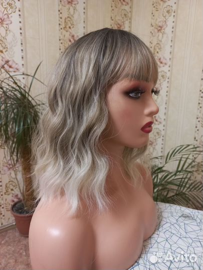 Парик новый