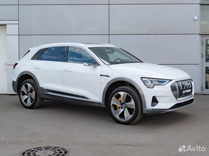 Audi e-tron 408 л.с. AT, 2019, 61 850 км