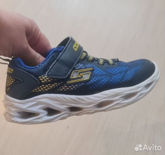 Кроссовки skechers