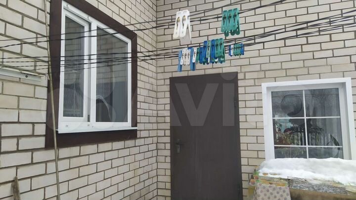 Дом 174,2 м² на участке 6 сот.