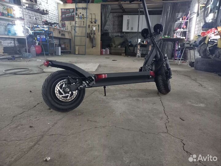 Электросамокат с сиденьем полный привод