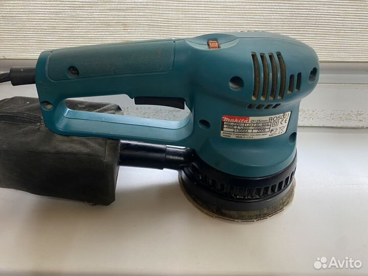 Makita B05021 эксцентриковая шлиф машинка