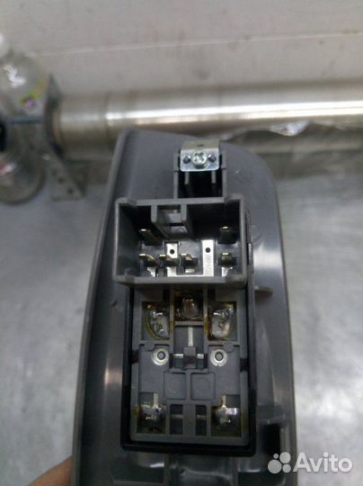 Кнопка стеклоподъемника Chevrolet Lacetti хетчбэк