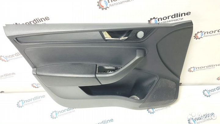 Обшивка двери передняя левая Skoda Rapid 1 NH cwvb