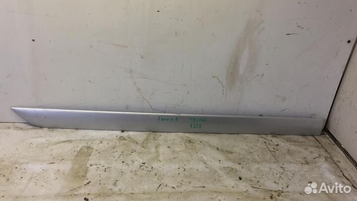 Молдинг двери передней левой Ford Focus