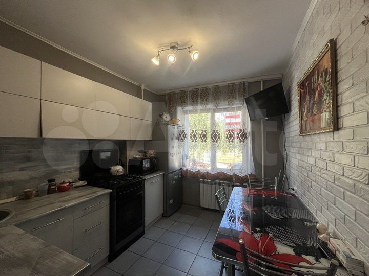 2-к. квартира, 51 м², 1/5 эт.