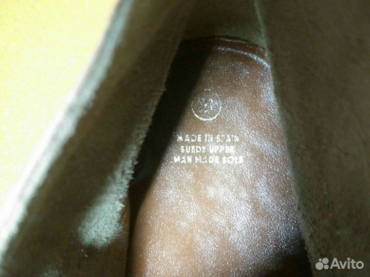 Замшевые ботинки