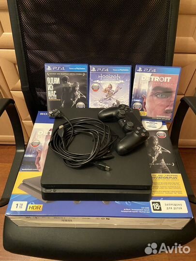 Sony PS4 slim 1 Tb