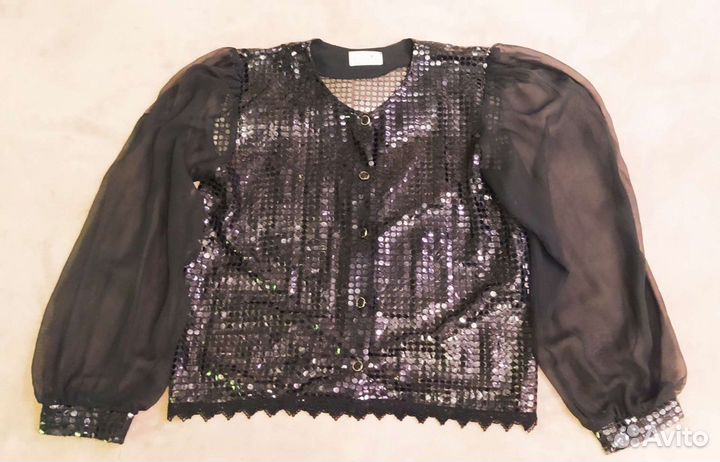 Чёрная блузка