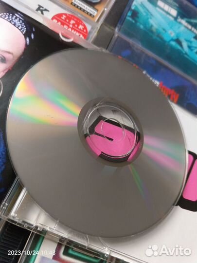 CD-диски оригинал, реплика