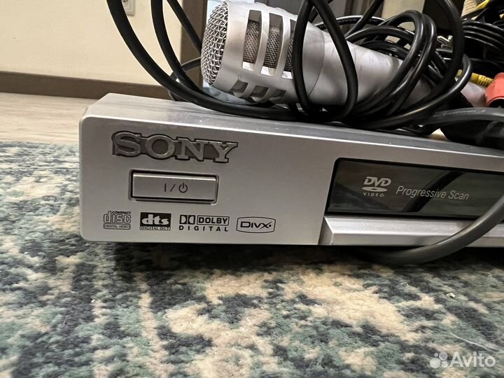 DVD плеер и караоке sony