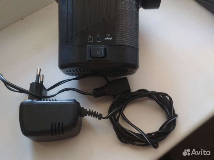 Насос аккумуляторный для матраса