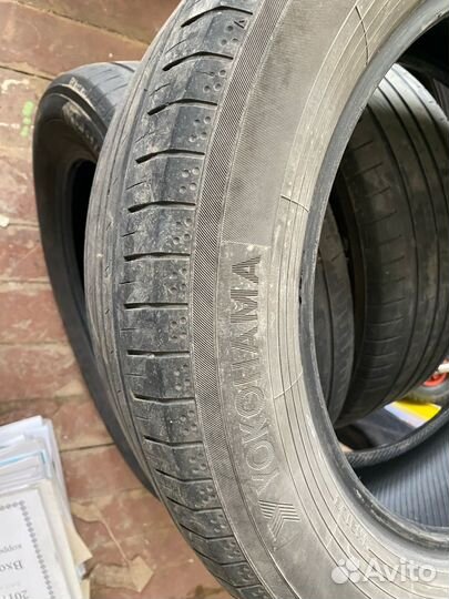 Yokohama BluEarth AE50 235/55 R18