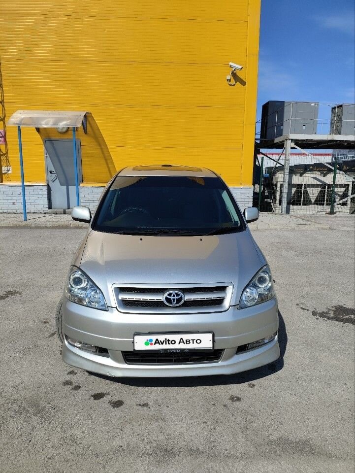 Toyota Ipsum: фото владельца