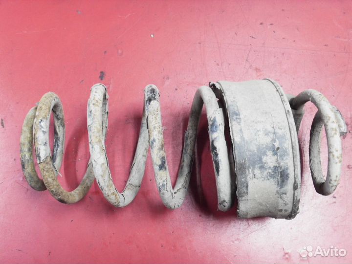 Пружина задняя 1014014024 Geely MK Cross 2011)