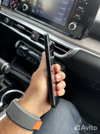 iPhone 15 Pro, 128 ГБ
