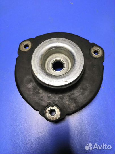 Опора передней стойки