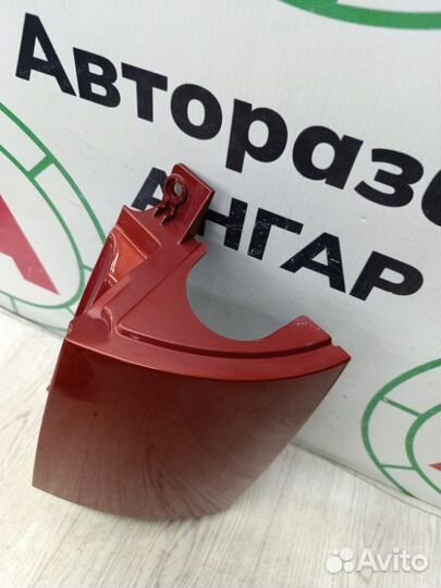 Накладка под фонарь задняя правая Nissan Note E11