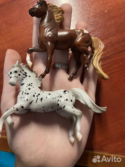 Игрушки лощади