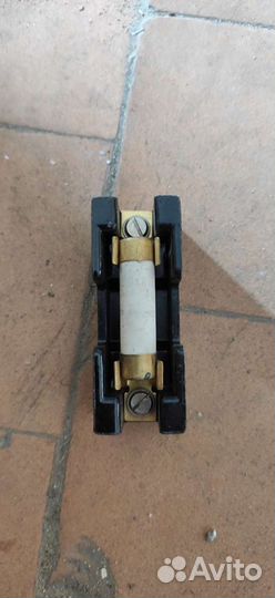 Разъем с предохранителем