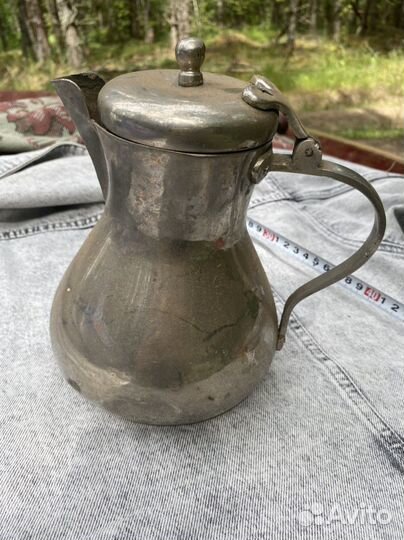 Старинный кувшин