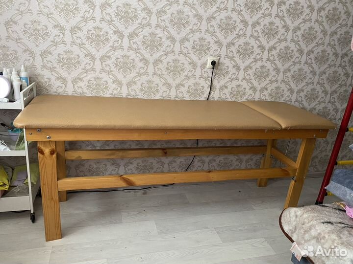 Массажная кушетка/ кушетка