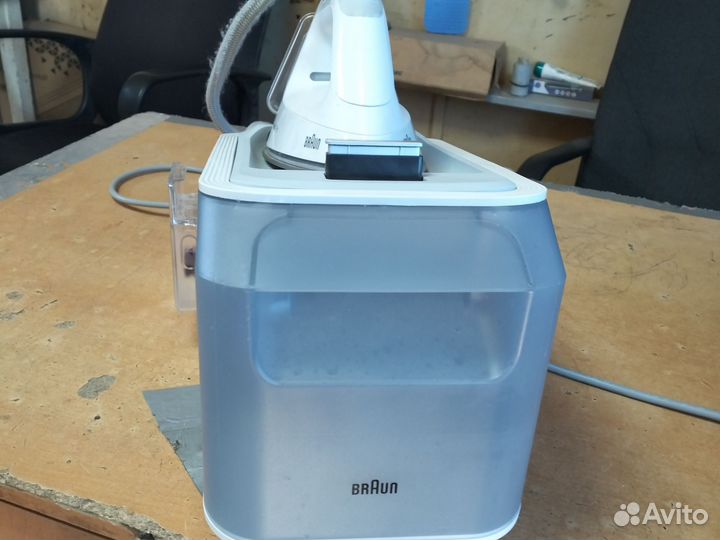 Отпариватель для одежды ручной Braun