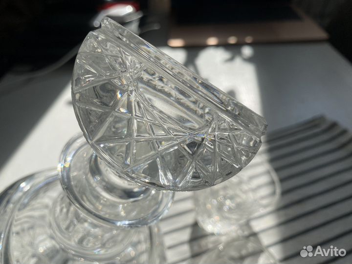 Графин и стопки для водки