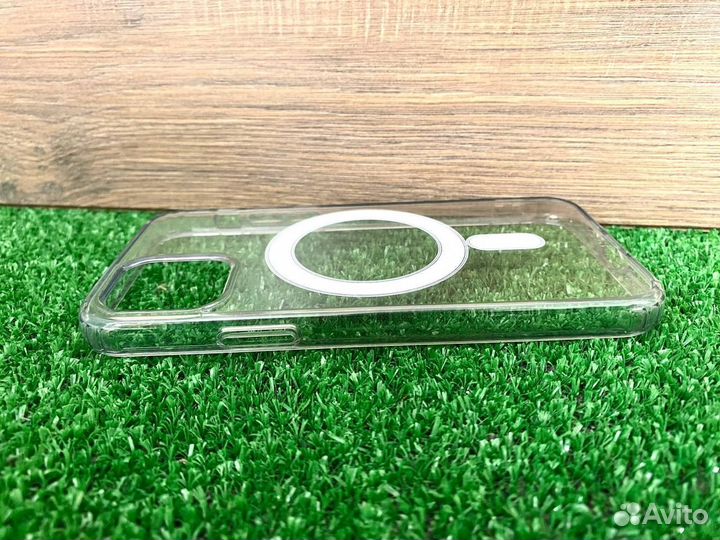 Чехол MagSafe на iPhone